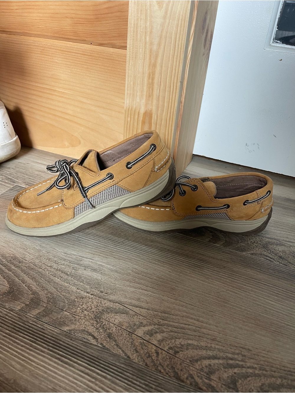 Sperry Kids Tan Boat Shoes with Brown Laces